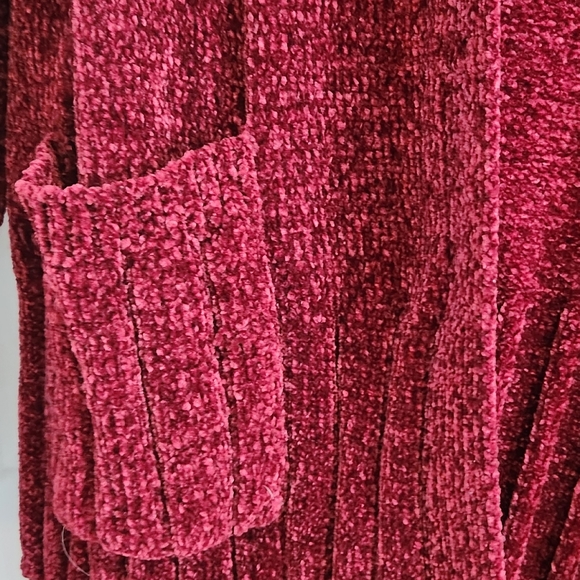 Sweater - Picture 5 of 5